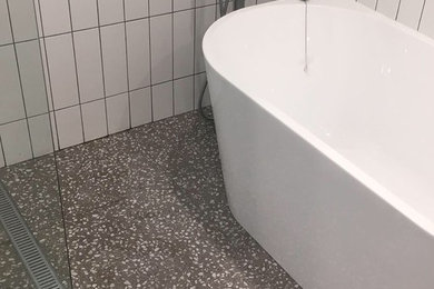 This is an example of a scandinavian bathroom in Brisbane.