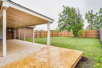 Example of a trendy patio design in Dallas