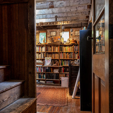 Creative Carriage House