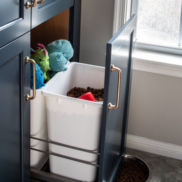 Woodside Mudroom