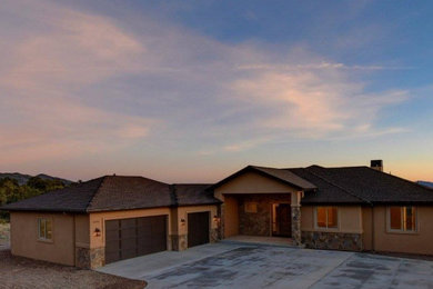Exterior home photo in Phoenix