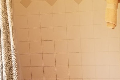 Bathroom photo in Atlanta