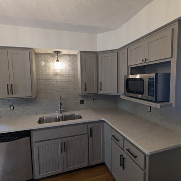 Small Kitchen Remodel Done in Silt Colored Cabinets