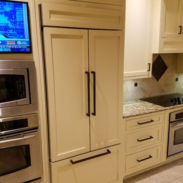 Hoover, AL. Cabinet Refacing/Refinishing/Modifications/New Drawers/etc.