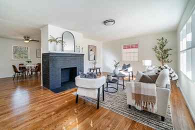 Example of a living room design in Other