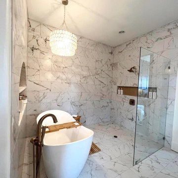 Grand Luxury | Opposite wall view