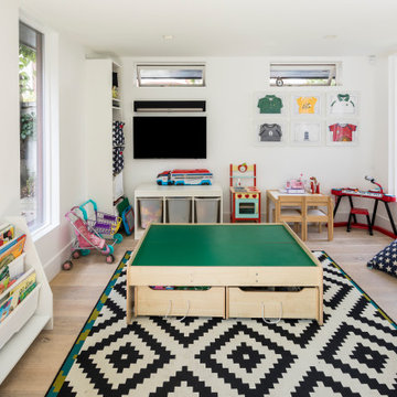 New side return kids play area