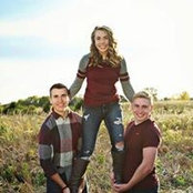 Charlie Vicki Mullins's photo