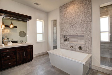 Inspiration for a contemporary bathroom remodel in Sacramento