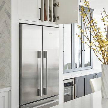 Contemporary Kitchen
