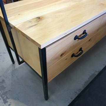 Danali Clothing Elm Work Station + Elm/Steel Cash Desk