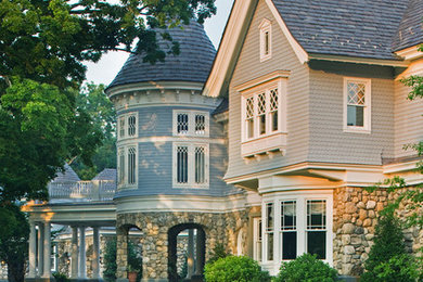 Inspiration for a transitional exterior home remodel in New York