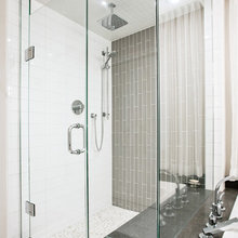 Commodore House - bathroom