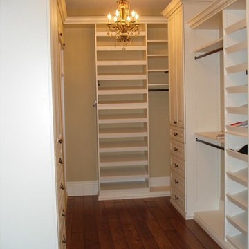 Regal Venetian Style Closet