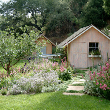 Santa Barbara Cottage Garden