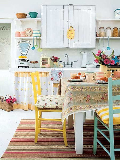 Idee per la cucina: 15 combinazioni alternative che escono dagli ... Cucine piccole con mobili grigi