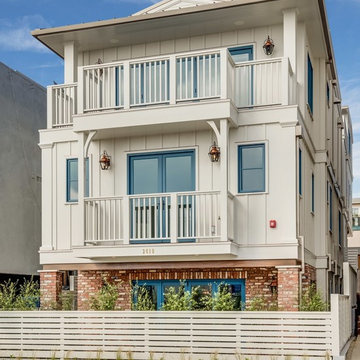 Relaxed Coastal Beach Home in Hermosa Beach