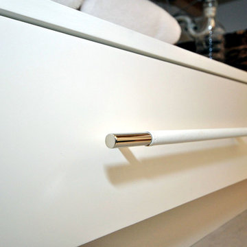 Contemporary bar pulls