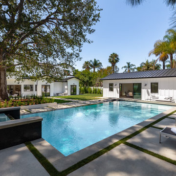 Tampa Ave, Tarzana