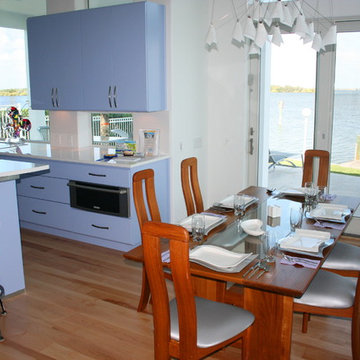 COCOA BEACH South Pacific Modern