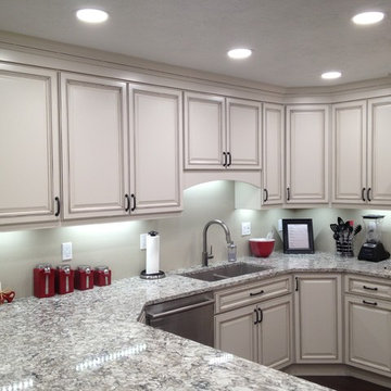 Quest Underneath Cabinet LED Lighting Collection