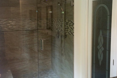 Bathroom - modern bathroom idea in New York