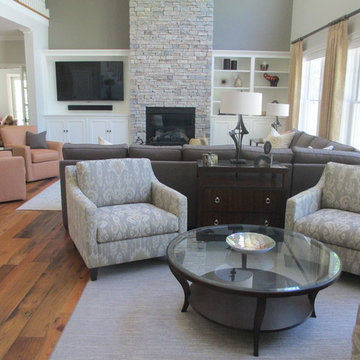 Hollis Timeless Traditional