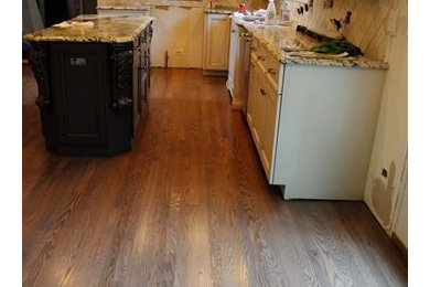 Kitchen - traditional dark wood floor kitchen idea in Chicago
