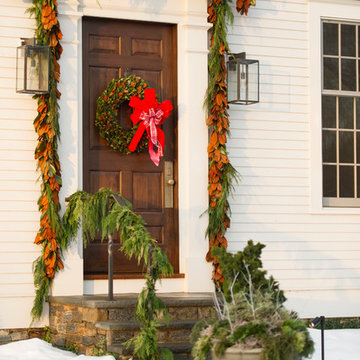 LaurelRock Company: Holiday Decorations