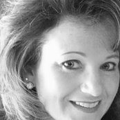 Julie Riendeau's photo