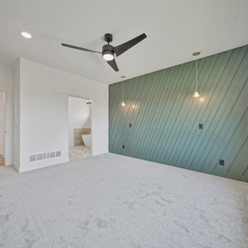 Bennington 1.5 Story full of FUN Accents!