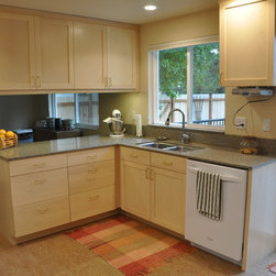 Shoreline Maple Kitchen - Products