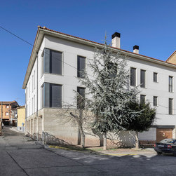 Edificio de 9 viviendas, garajes y trasteros - Products