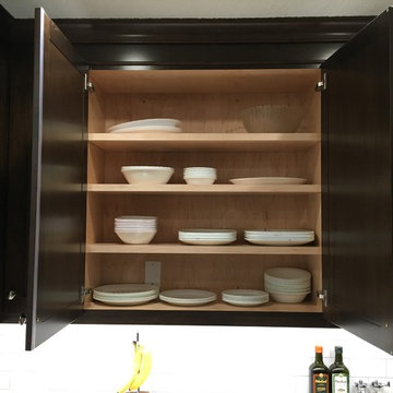 Fully Adjustable Shelves Provides Versatile Storage