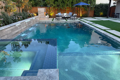 Pool - contemporary pool idea in Sacramento