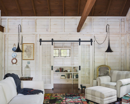 Rustic Living Room Design Ideas, Remodels & Photos with Beige Walls | Houzz