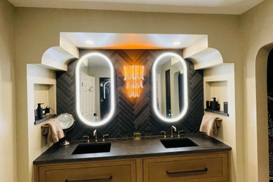 Example of a bathroom design in Atlanta