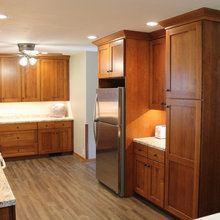 Kitchen Cabinets & Layout