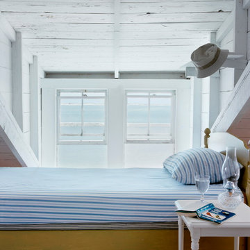 Historic Waterfront Cottage