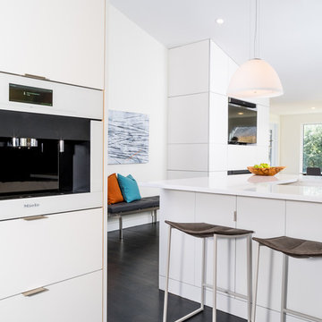 South End Updated Midcentury/Modern Bungalow Staging