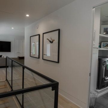 Contemporary Auline