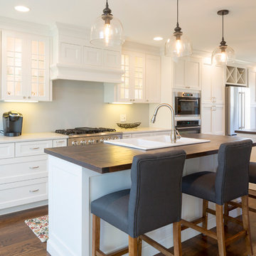 Decorators White Amish Kitchen Cabinets