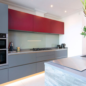 Modern grey & red matt lacquered kitchen
