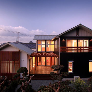 S.HOUSE