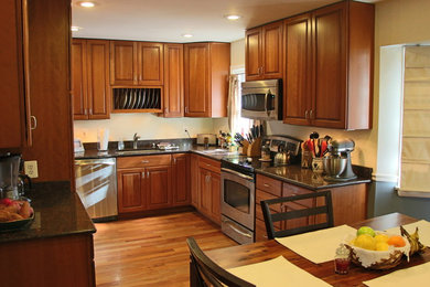 Elegant kitchen photo in DC Metro