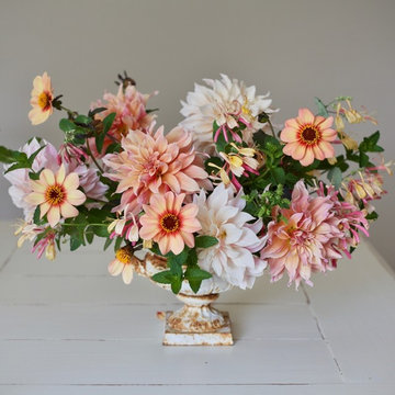 Slow Flowers August 2019 Inspiration: Summer Dahlias
