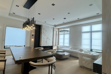 Example of a trendy living room design in Toronto