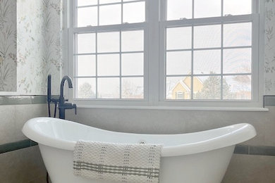 Bathroom - bathroom idea in Denver