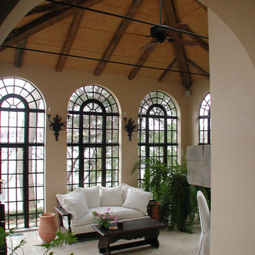 Lakefront Tuscan Villa