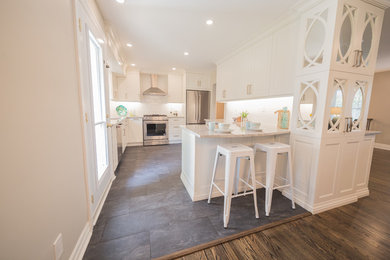 Inspiration for a transitional kitchen remodel in Toronto